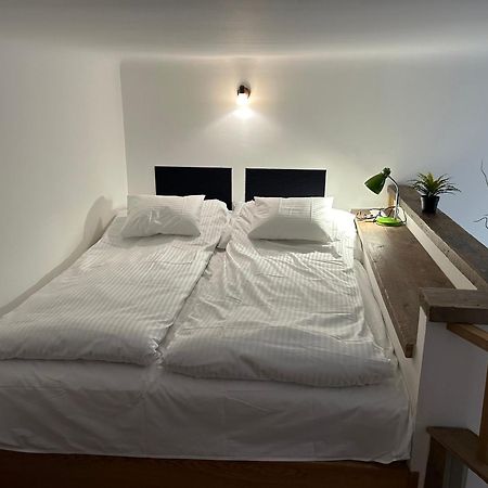 Central Park Apartman Будапеща Екстериор снимка