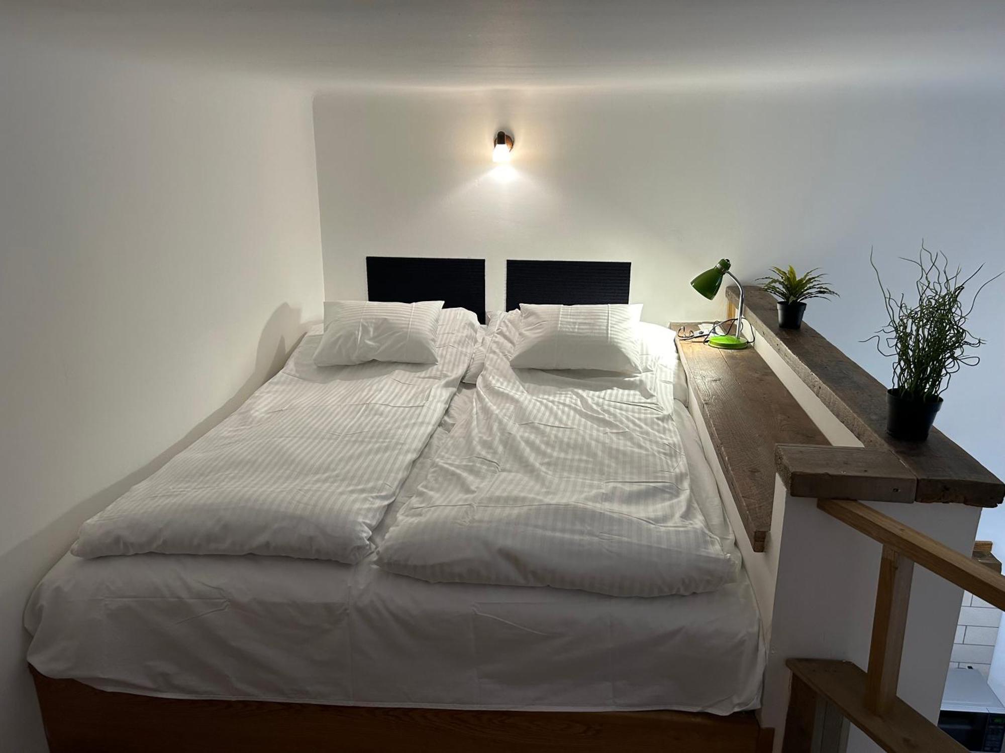 Central Park Apartman Будапеща Екстериор снимка