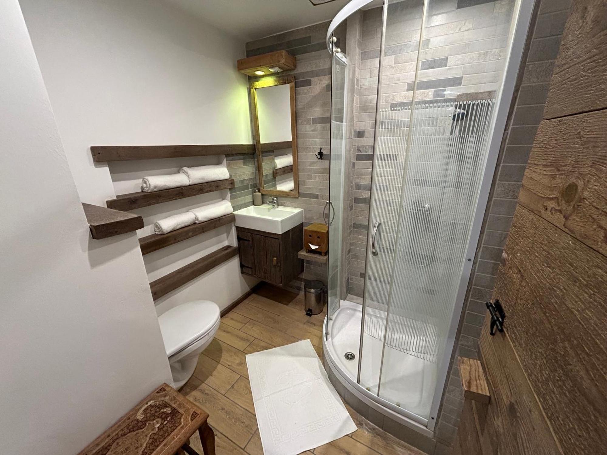 Central Park Apartman Будапеща Екстериор снимка